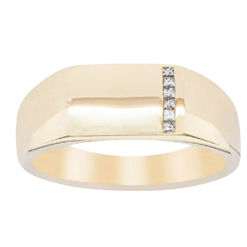 9ct Yellow Gold .06ct Diamond Mens Signet Ring