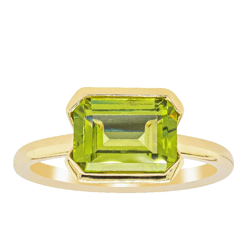 18ct Yellow Gold Peridot Elle Ring