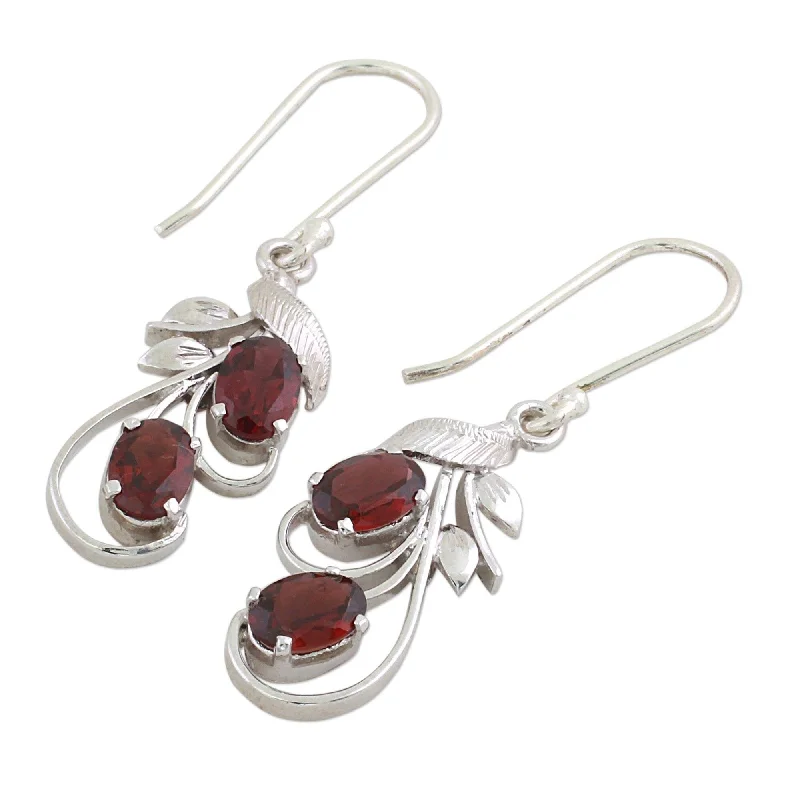 Handmade Sterling Silver Crimson Passion Garnet Earrings (India) - 1.8*0.5