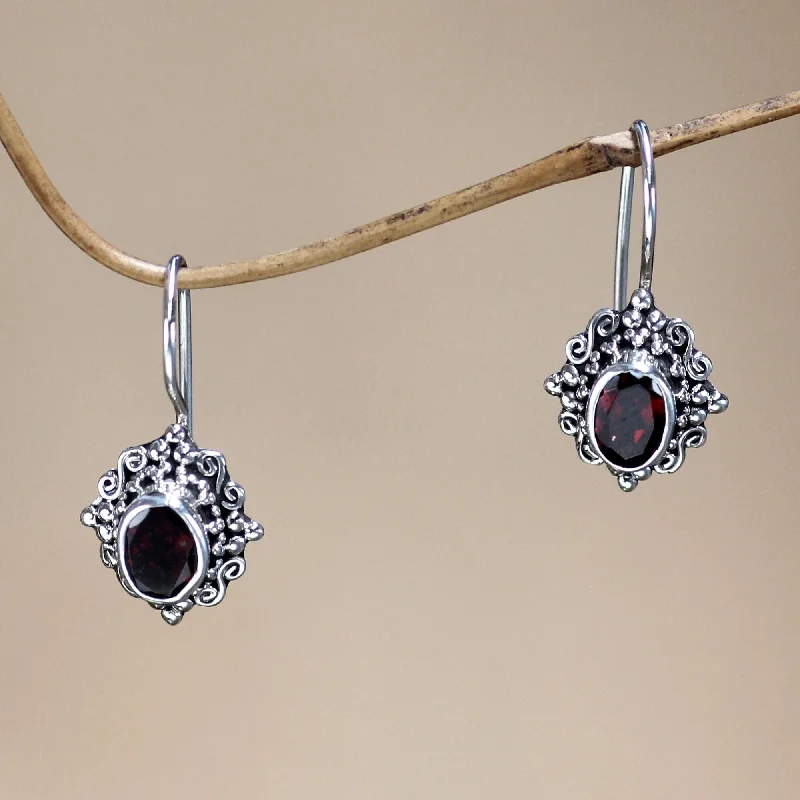 Handmade Balinese Elegance Garnet Sterling Silver Earrings (Indonesia)