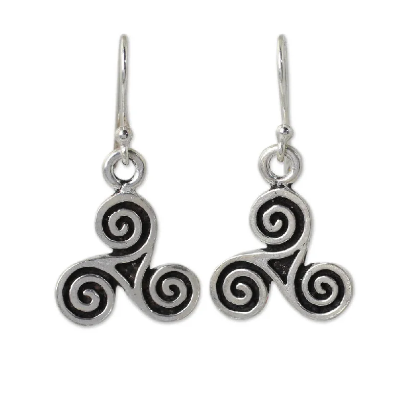 Handmade Sterling Silver 'Celtic Tri Spiral' Earrings (Thailand)