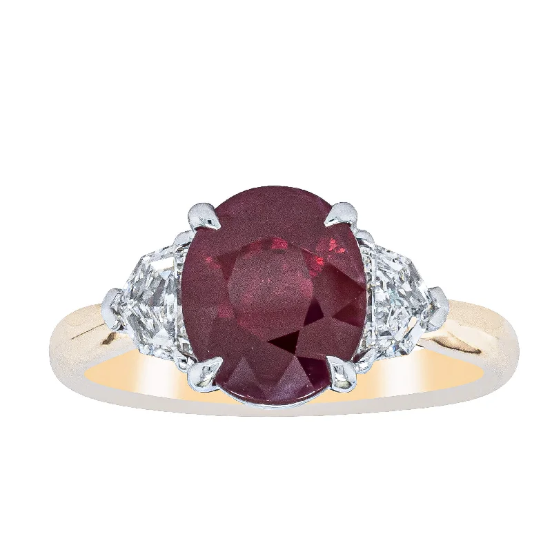 18ct Yellow Gold 2.88ct Ruby & Diamond Ring