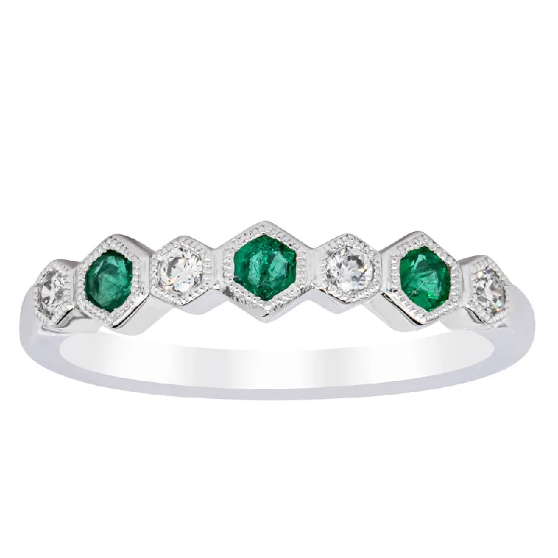 18ct White Gold Emerald & Diamond Deco Band