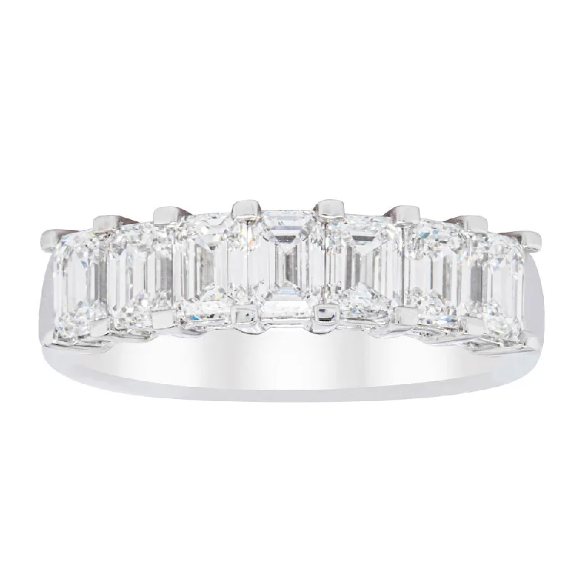 18ct White Gold 2.00ct Emerald Cut Diamond Asra Ring