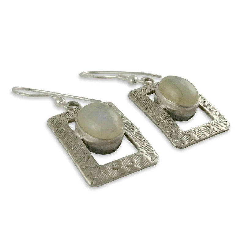 Handmade Sterling Silver Hypnotic Intuition Moonstone Earrings (India)